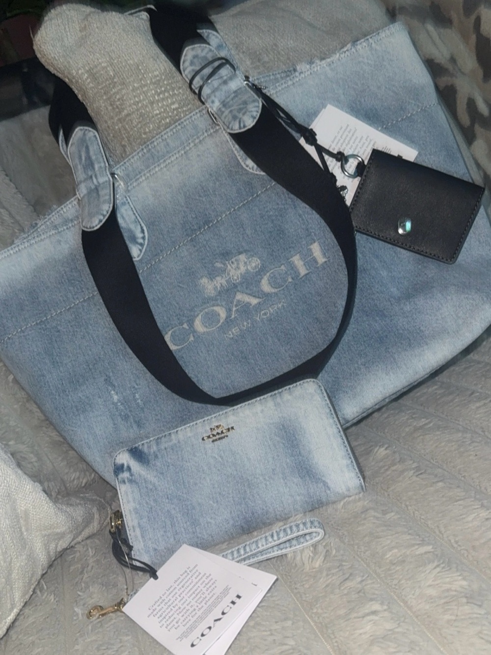 Coach Tour Tote Loved Denim & Matching Wallet BNWT Retails Over 800$!!!!